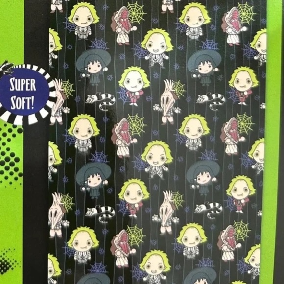 BEETLEJUICE | NWT Soft Plush Throw - Picture 5 of 8